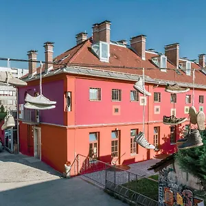 rezervirajte ovdje
